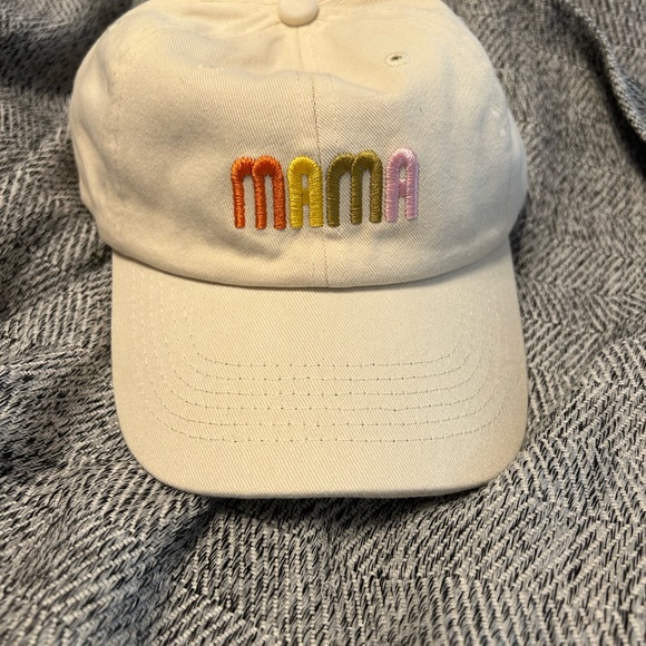 Francesca’s MAMA baseball hat New With Tags never worn with protective plastic - Picture 1 of 4